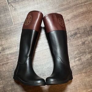 Tory Burch Black and Brown WaterProof Rain Boots 👢